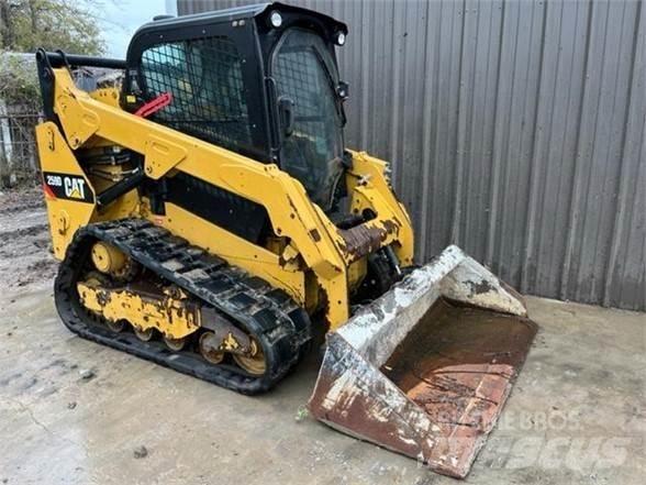 CAT 259D 滑移装载机