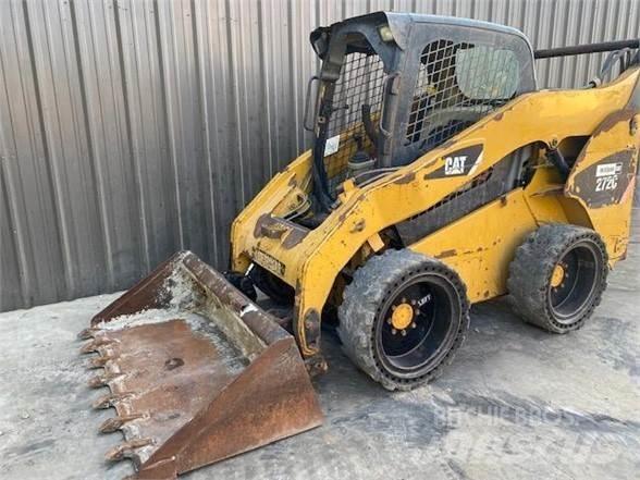 CAT 272C 滑移装载机