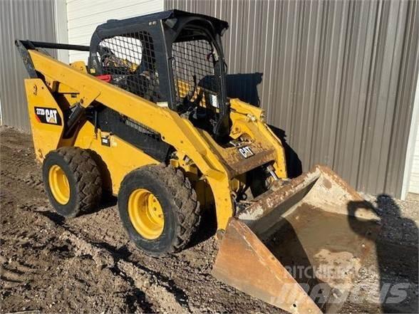 CAT 272D 滑移装载机