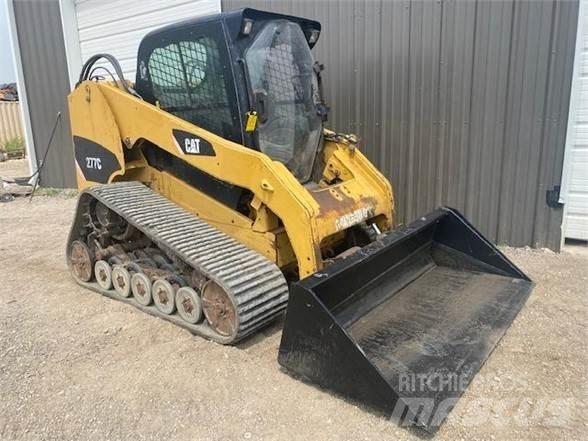 CAT 277C 松土机