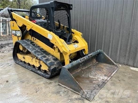 CAT 299D2 滑移装载机