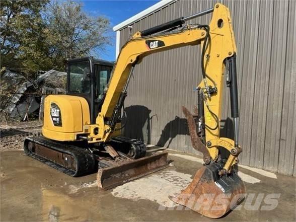 CAT 305.5E CR 小型挖掘机