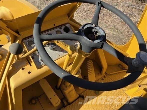 CAT 950 轮式装载机