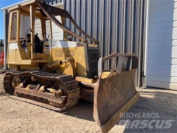 CAT D3C 履带式推土机