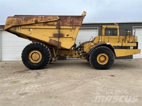 CAT D40D 铰接式自卸车
