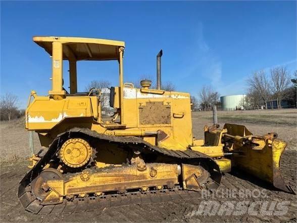 CAT D5M LGP 履带式推土机