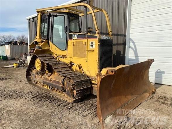 CAT D5M XL 履带式推土机