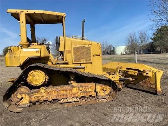 CAT D5N 履带式推土机