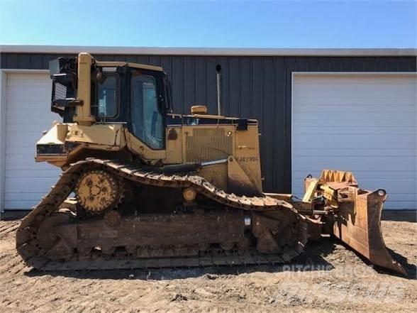 CAT D6M LGP 履带式推土机
