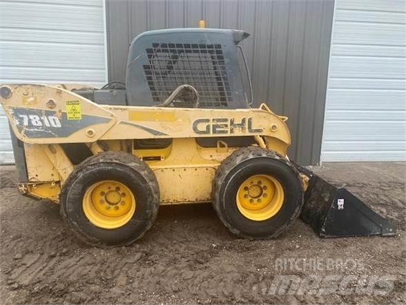 Gehl 7810 滑移装载机