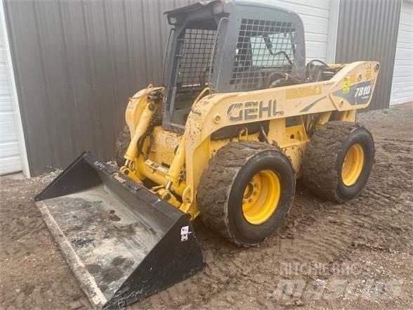 Gehl 7810 滑移装载机