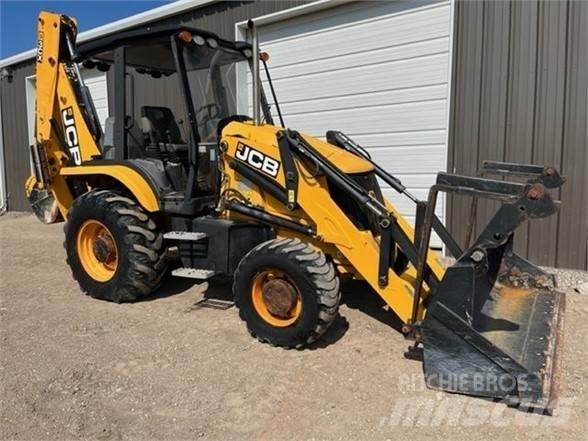 JCB 3CX 反铲装载机
