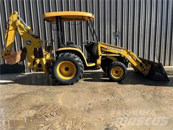 John Deere 110 反铲装载机