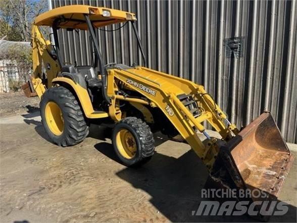 John Deere 110 反铲装载机