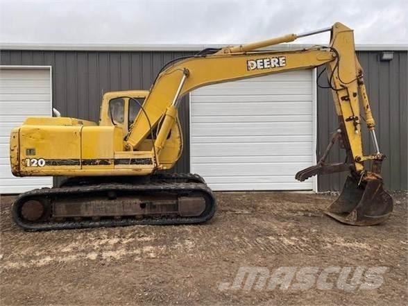 John Deere 120 履带挖掘机