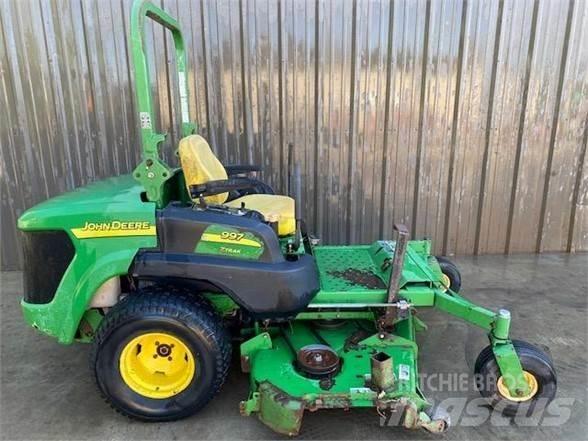 John Deere 997 零回转割草机