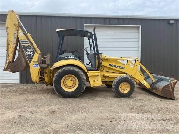 Komatsu WB140 反铲装载机