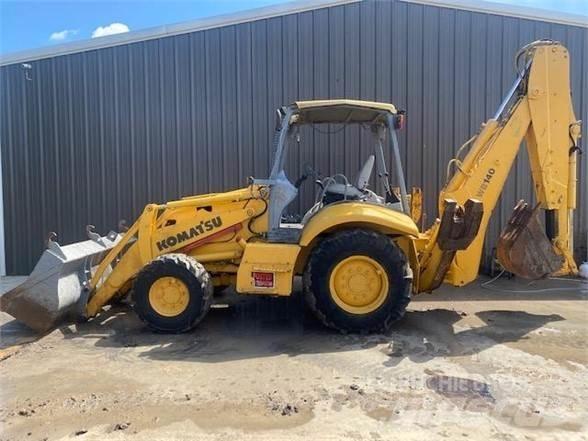 Komatsu WB140 反铲装载机