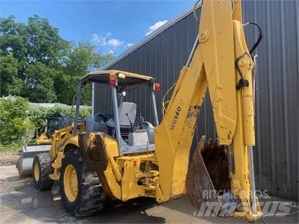 Komatsu WB140 反铲装载机