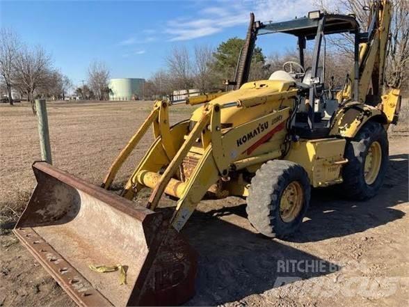Komatsu WB140 反铲装载机