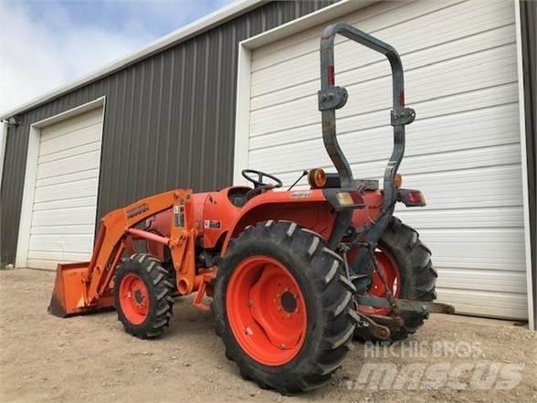 Kubota L3200 拖拉机/农用车