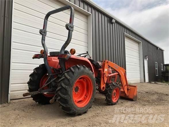 Kubota L3200 拖拉机/农用车