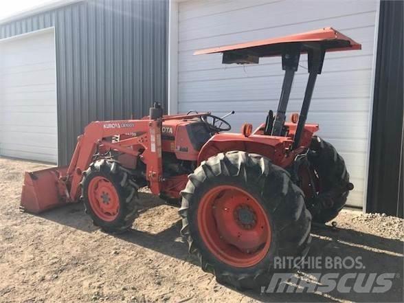 Kubota M4700 拖拉机/农用车