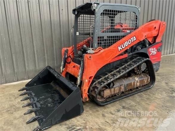 Kubota SVL75 滑移装载机