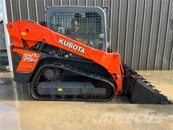 Kubota SVL75-2 滑移装载机