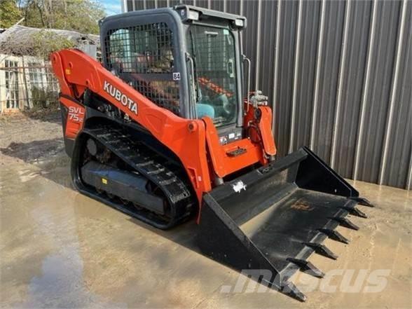 Kubota SVL75-2 滑移装载机