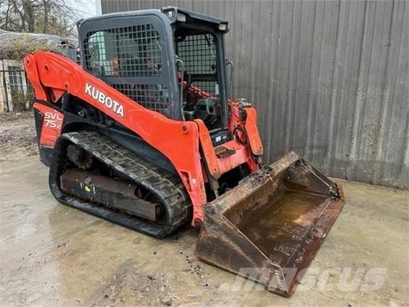 Kubota SVL75-2 滑移装载机
