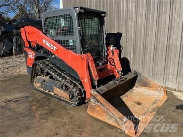 Kubota SVL75-2 滑移装载机