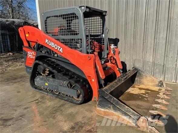 Kubota SVL75-2 滑移装载机