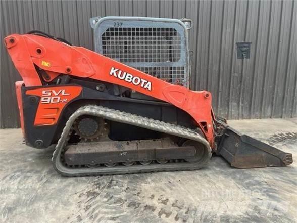Kubota SVL90 滑移装载机