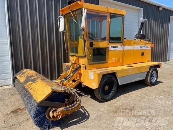 Rosco 4820 扫地机