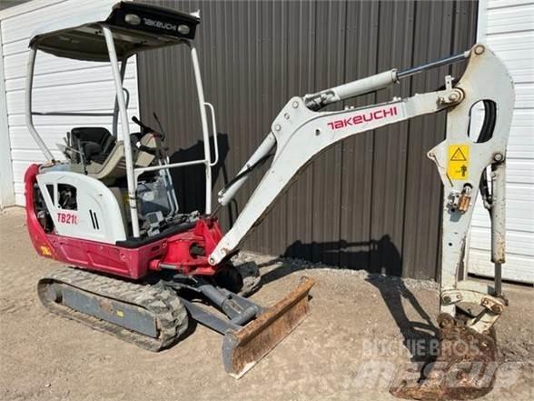 Takeuchi TB216 小型挖掘机