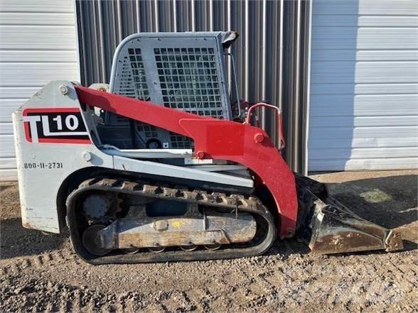 Takeuchi TL10 滑移装载机