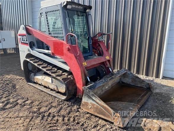 Takeuchi TL10 滑移装载机