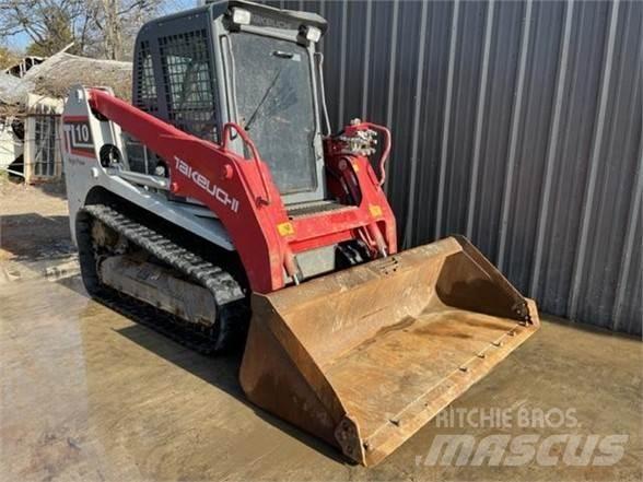 Takeuchi TL10 滑移装载机