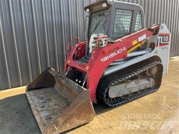 Takeuchi TL10 滑移装载机