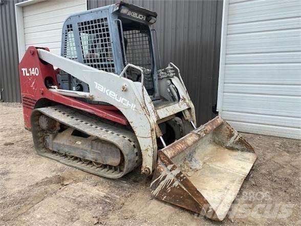 Takeuchi TL140 滑移装载机