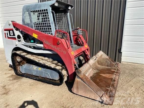 Takeuchi TL8 滑移装载机