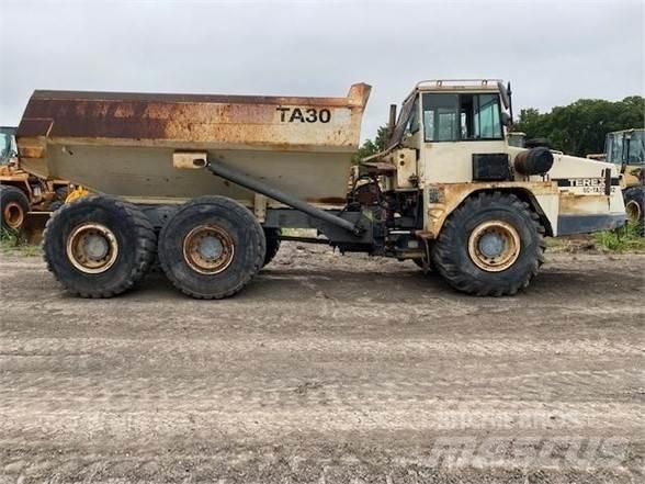 Terex TA30 铰接式自卸车