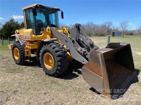 Volvo L60F 轮式装载机