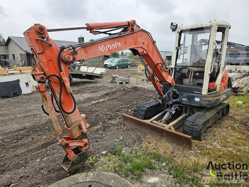 Kubota KX 121-3 小型挖掘机