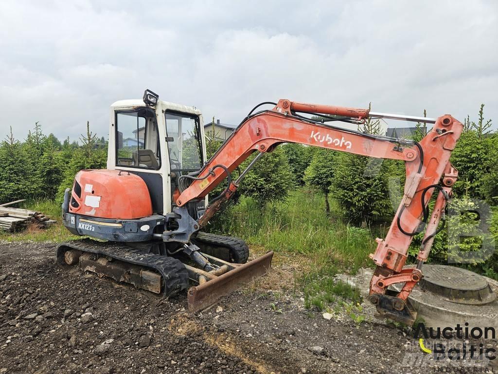 Kubota KX 121-3 小型挖掘机