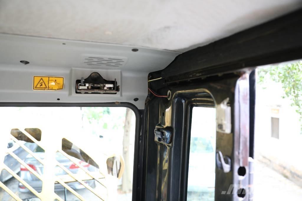 CAT 307 D 履带挖掘机