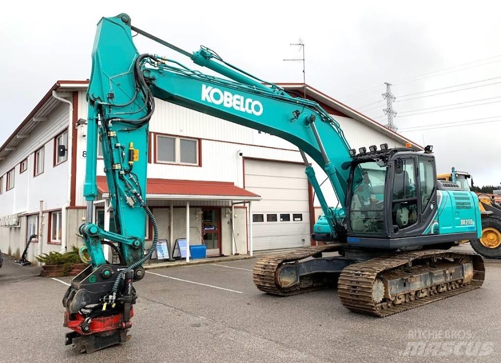 Kobelco SK210LC-10 履带挖掘机