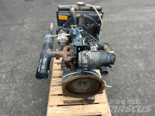Kubota 1105 发动机