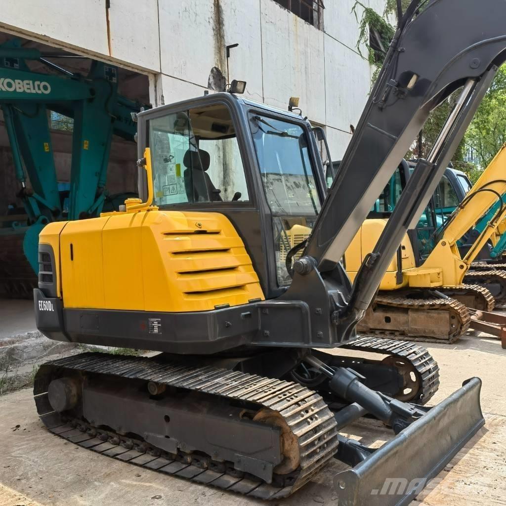 Volvo EC60 小型挖掘机